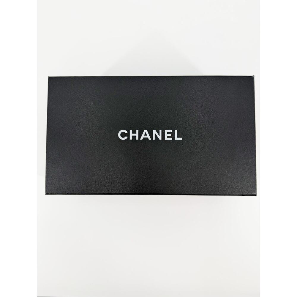 Chanel Chain Heel CC Denim Cap Toe Black Ivory Navy Pumps Block Heel 39 Box - Picture 16 of 16